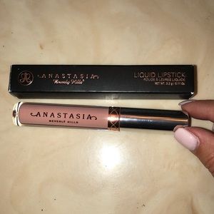 BRAND NEW!! NEVER USED ANASTASIA MILKSHAKE LIP!